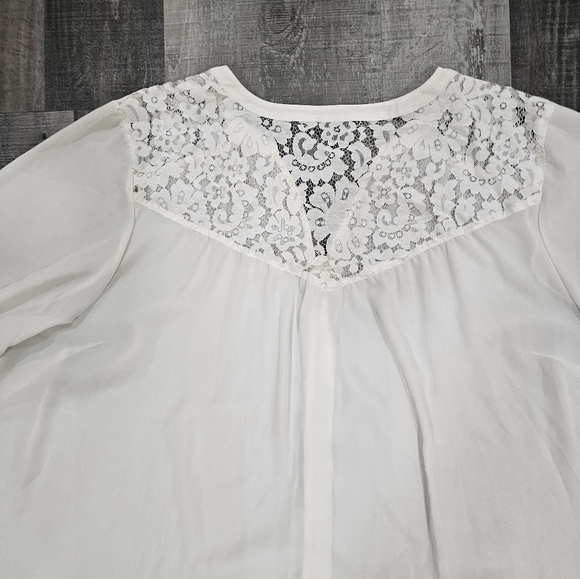 Torrid Harper white georgette lace button loop blouse - Picture 2 of 8